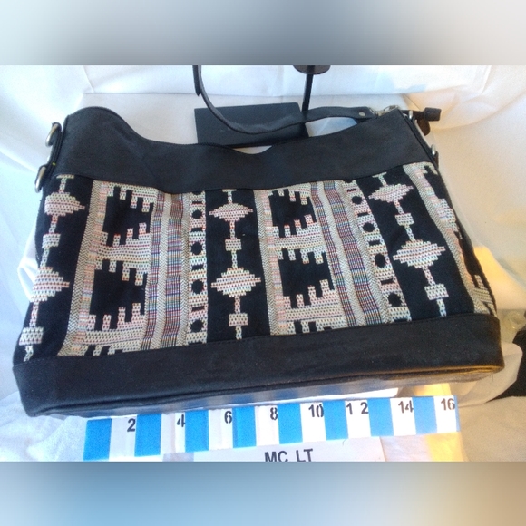 Maurice Large Utility Tote § - Picture 2 of 15